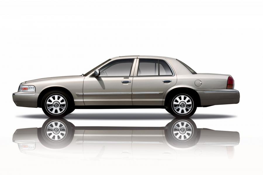  Mercury Grand Marquis 2005 года  (фото 18 из 30)